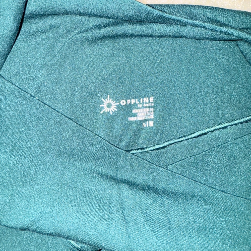 Offline by aerie dark green flare crossover leggings - Picture 4 of 4